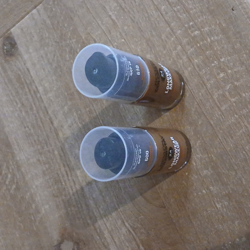 New Two Revlon Colorstay Longwear Makeup Skin Combination SPF 15 Makeup Beauty - Picture 9 of 12